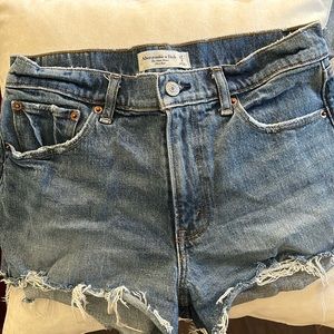 A&F Midrise Mom Short